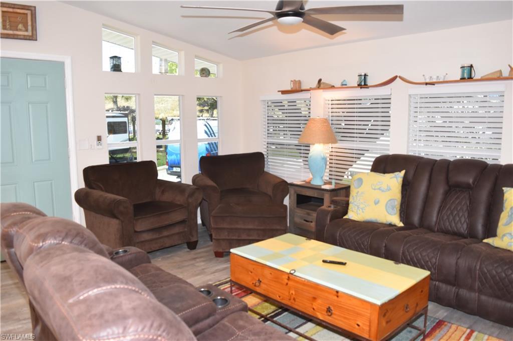 PALMETTO PALMS R V - Residential