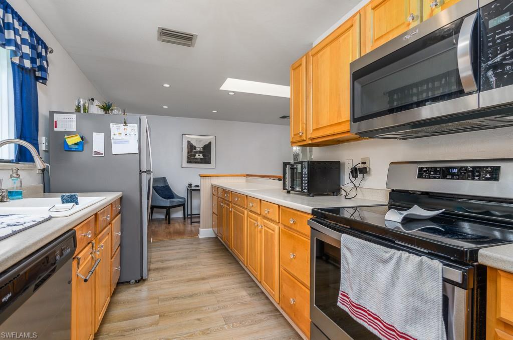 GOLDEN GATE ESTATES - Residential