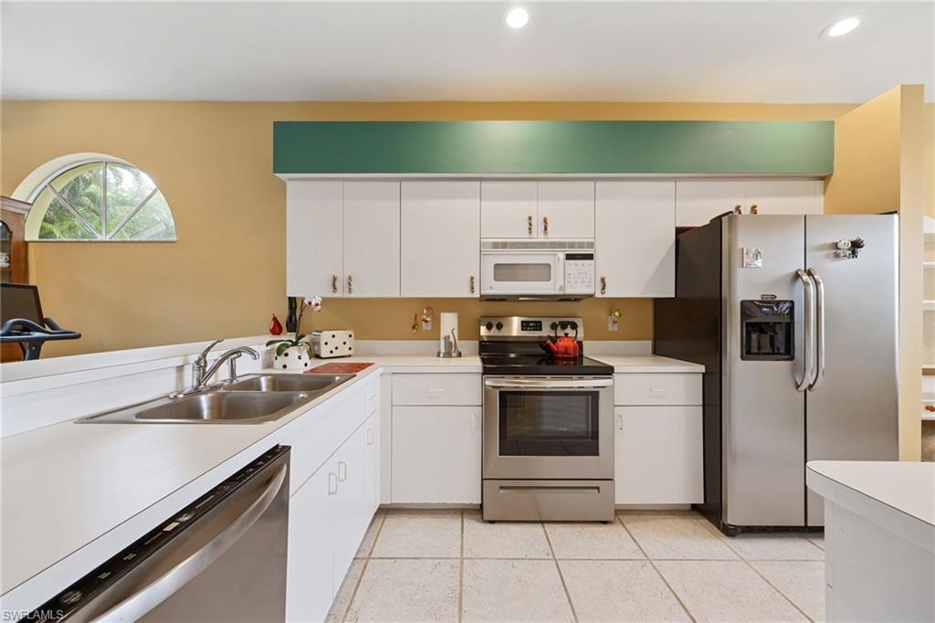 BAY CEDAR - Residential