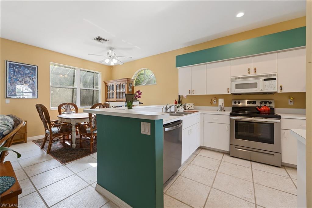 BAY CEDAR - Residential