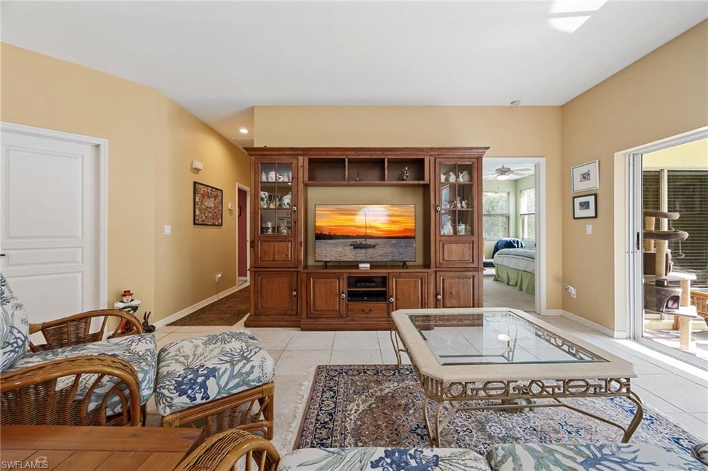 BAY CEDAR - Residential