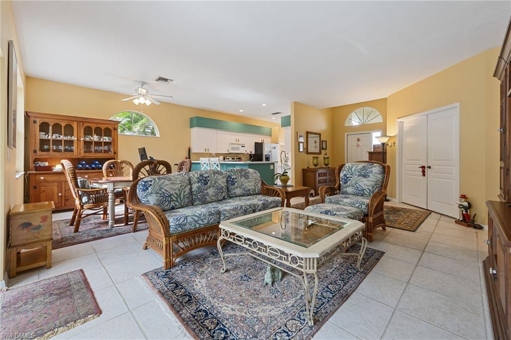 BAY CEDAR - Residential