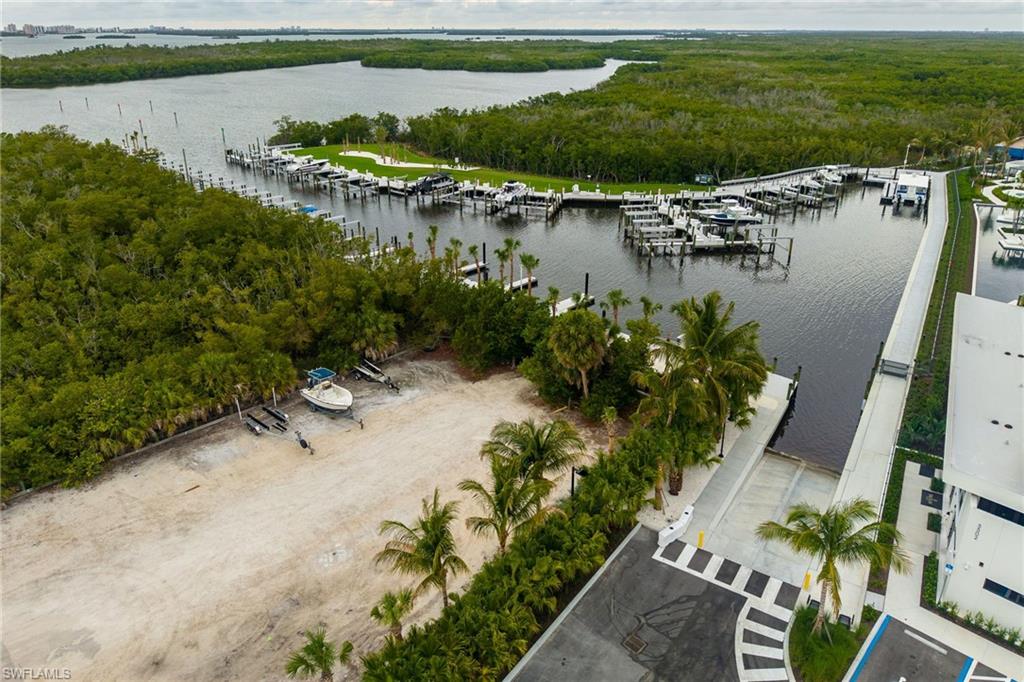 BAY CEDAR - Residential