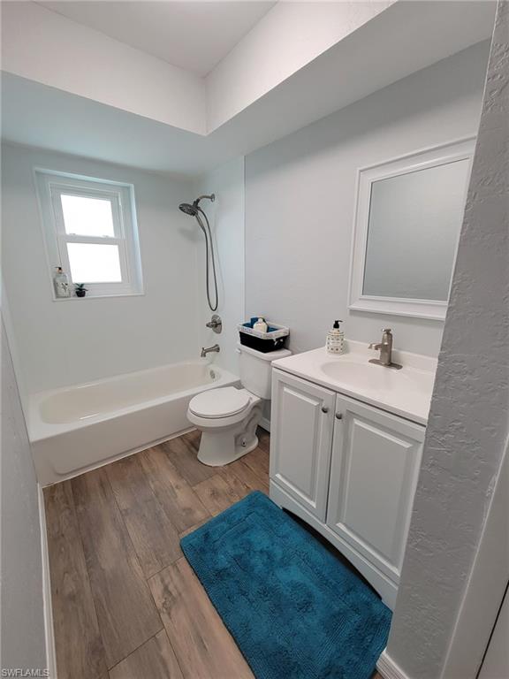 SAN CARLOS PARK - Residential