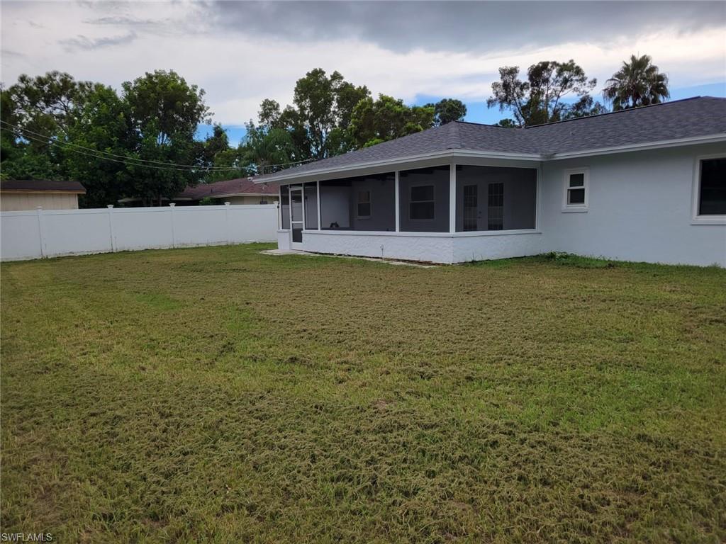 SAN CARLOS PARK - Residential