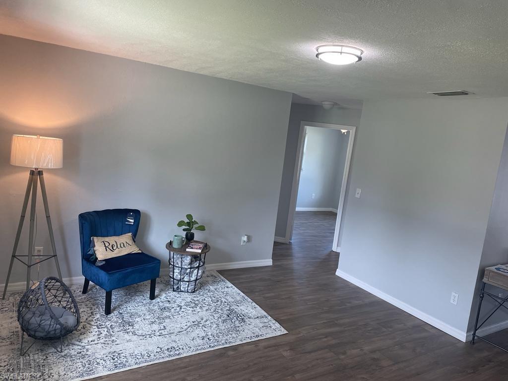 SAN CARLOS PARK - Residential