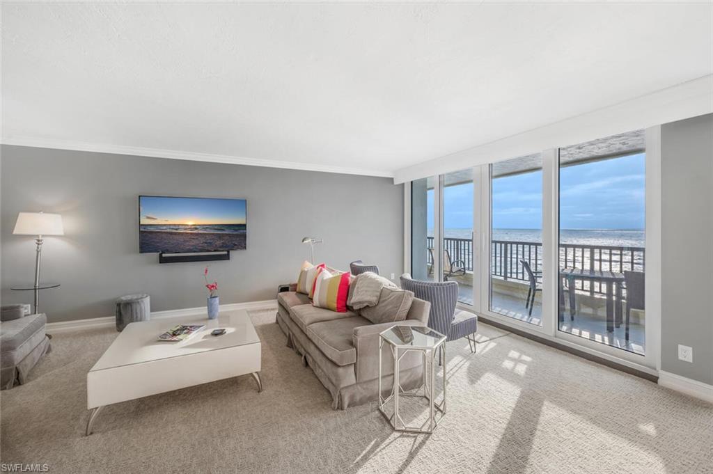 ADMIRALTY POINT - Residential