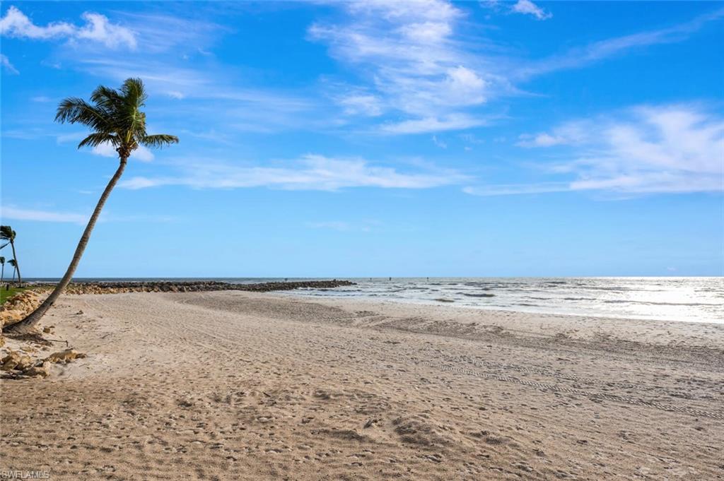 ADMIRALTY POINT - Residential