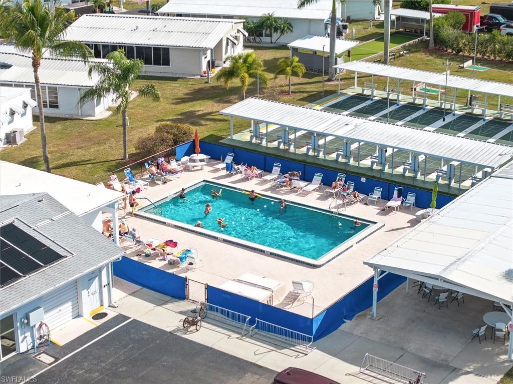 THUNDERBIRD MOBILE HOMES - Residential