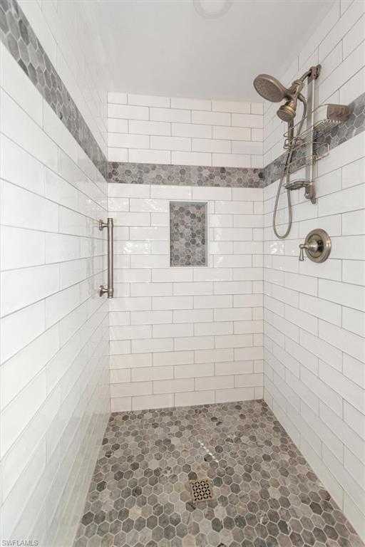 THUNDERBIRD MOBILE HOMES - Residential