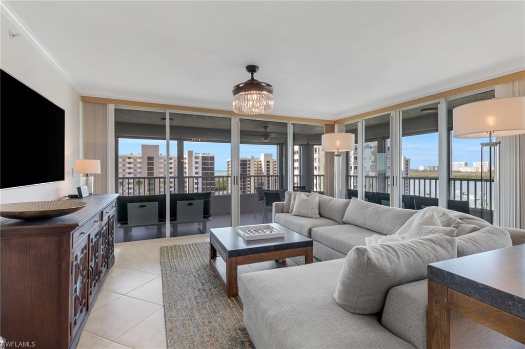 25 Bluebill AVE A906