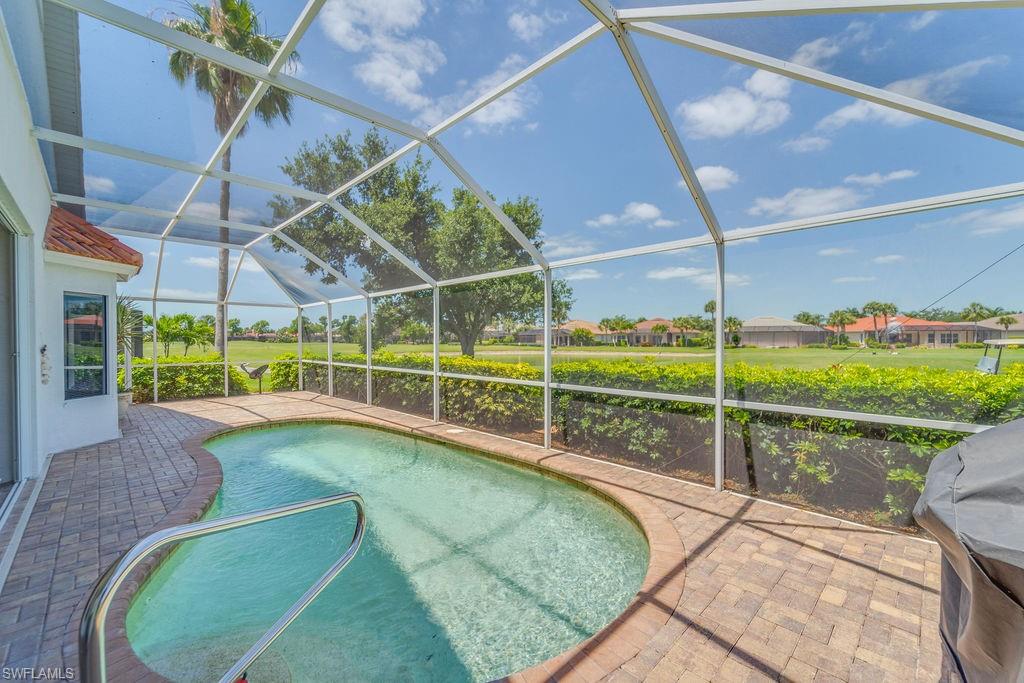 INDIAN WELLS GOLF VILLAS - Residential