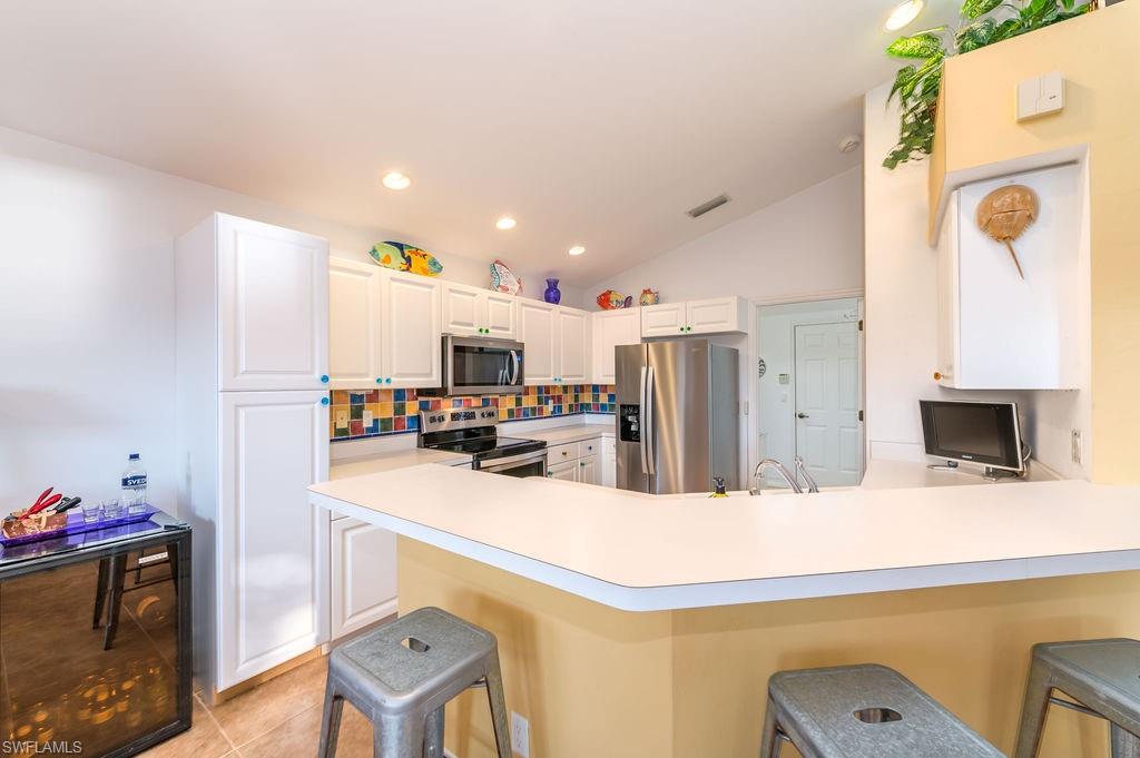 INDIAN WELLS GOLF VILLAS - Residential