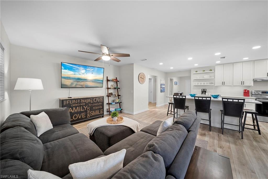 NAPLES PARK - Residential