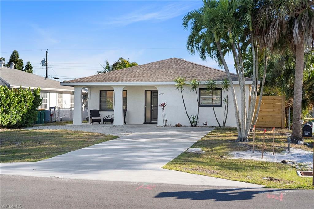 NAPLES PARK - Residential