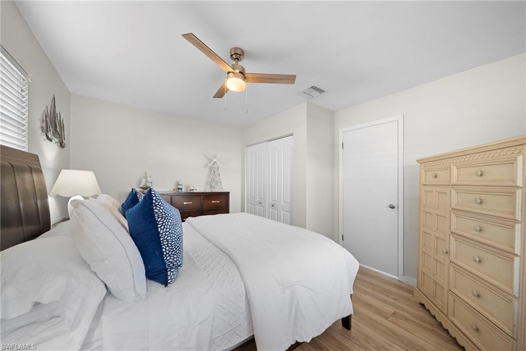 NAPLES PARK - Residential