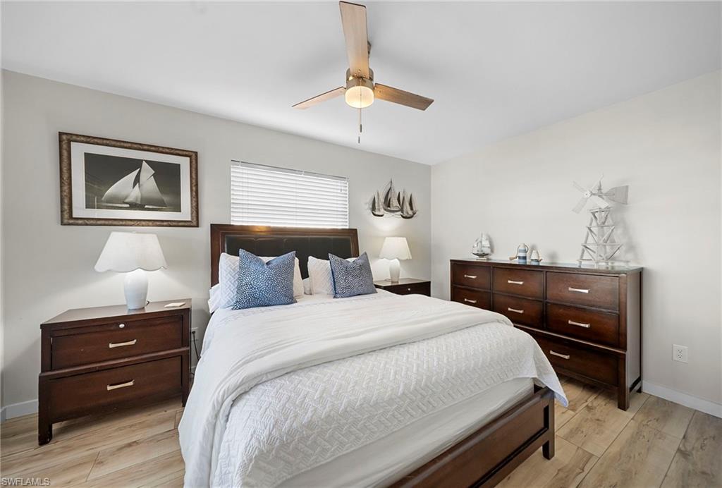 NAPLES PARK - Residential