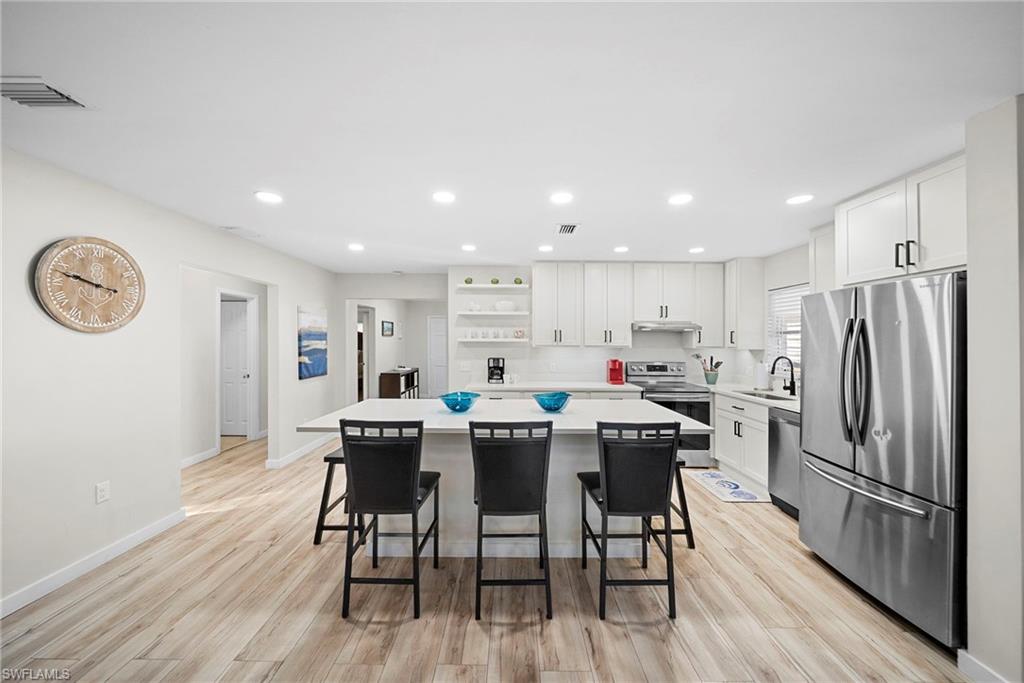 NAPLES PARK - Residential