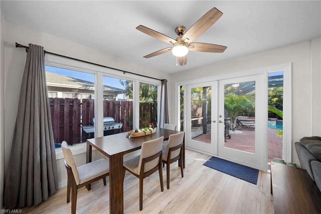 NAPLES PARK - Residential