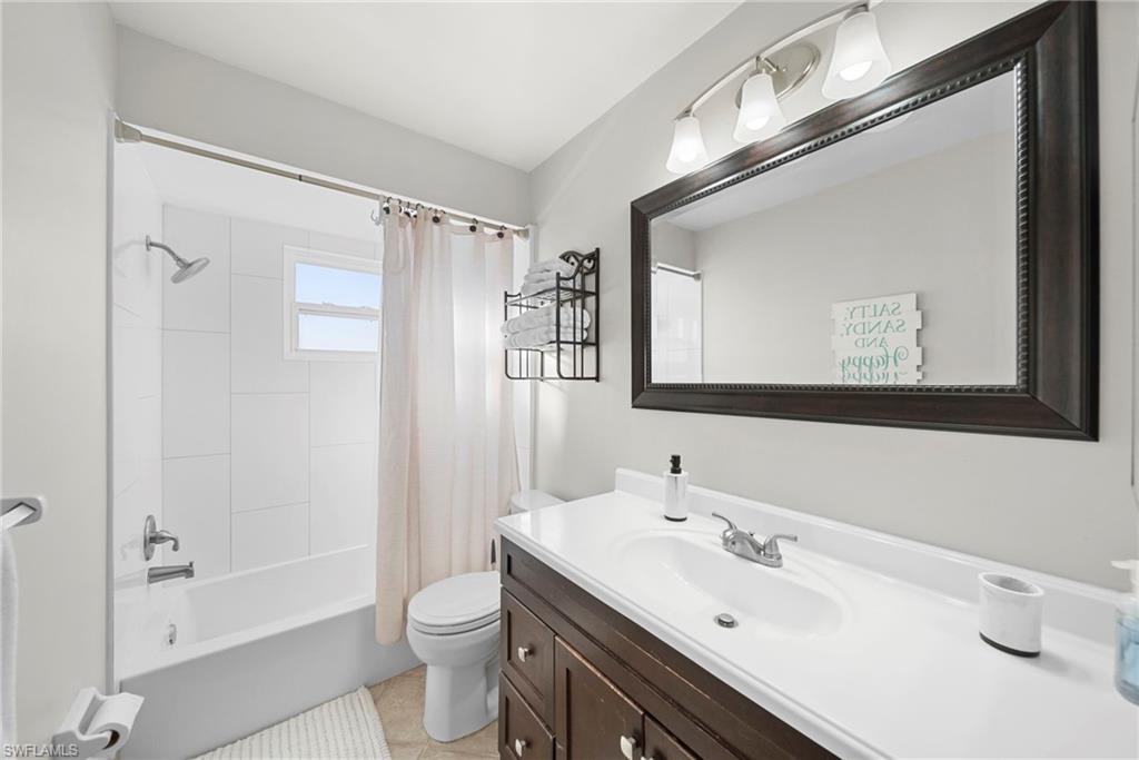 NAPLES PARK - Residential