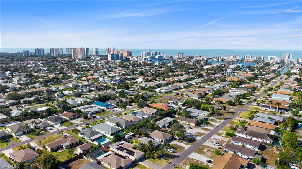 NAPLES PARK - Residential