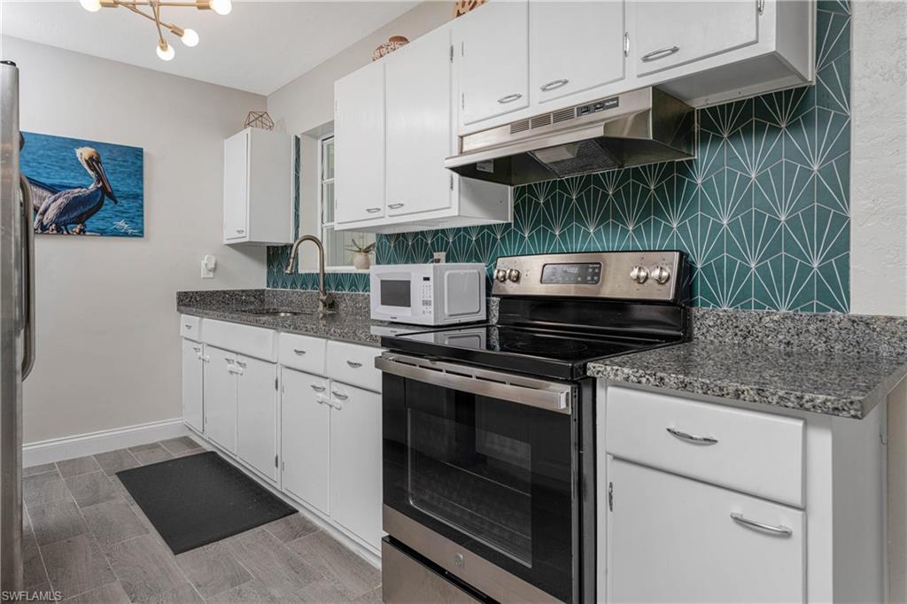 PORT CHARLOTTE - Residential