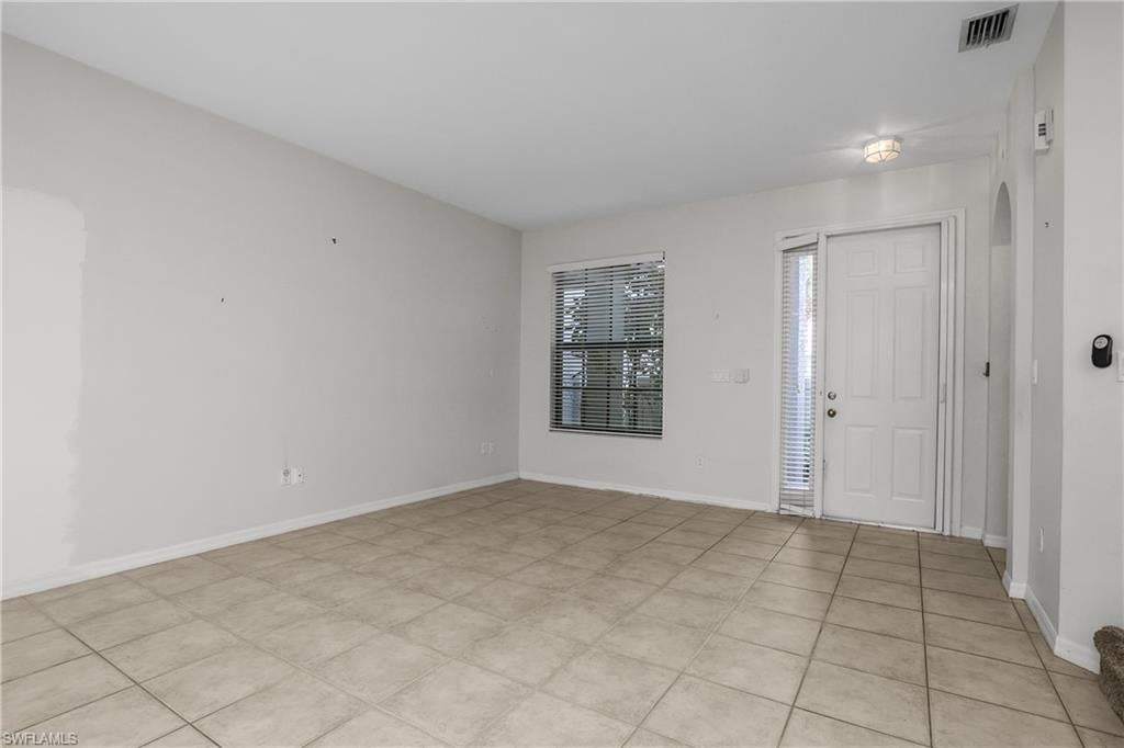 15186 Summit Place CIR