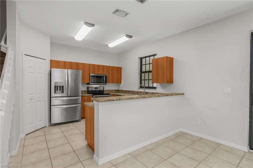 15186 Summit Place CIR