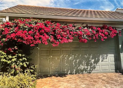 12348 Wisteria DR NAPLES FL 34120