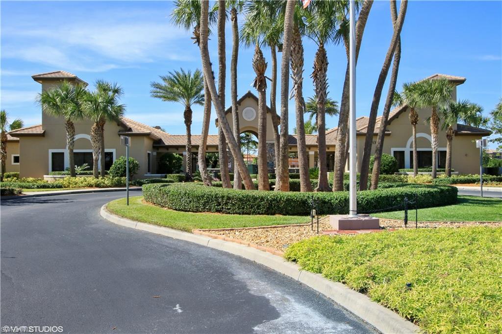 BOTANICA LAKES - Residential