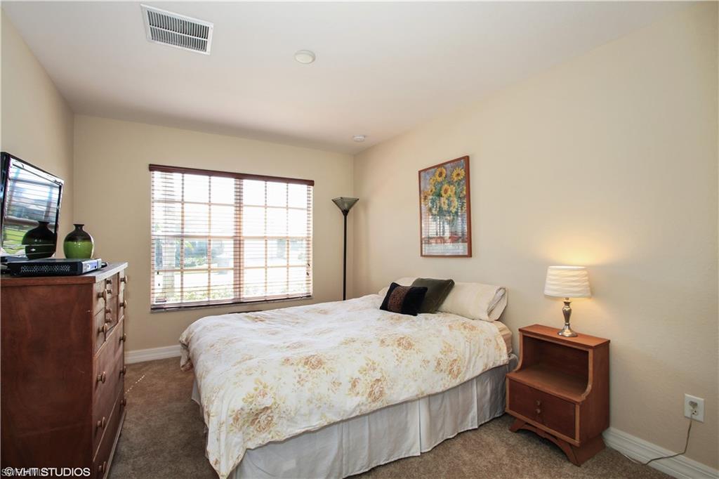 BOTANICA LAKES - Residential