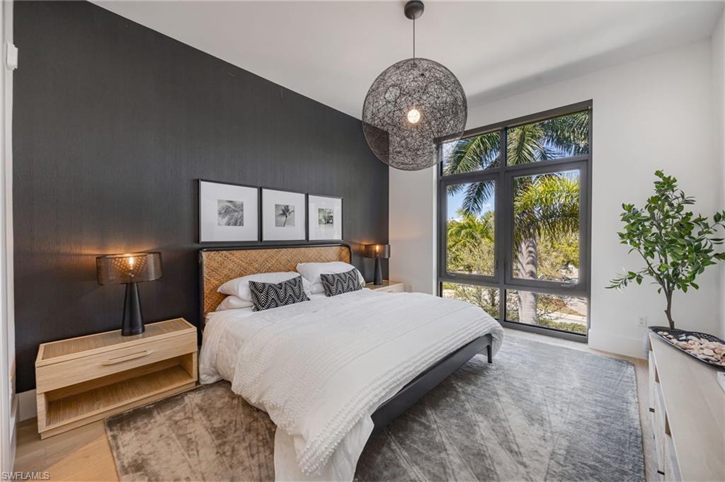 EIGHT FIFTY CENTRAL - Residential