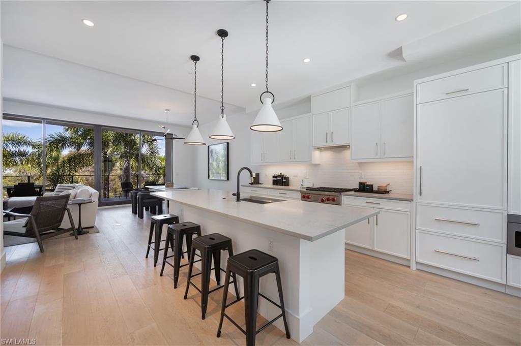 EIGHT FIFTY CENTRAL - Residential