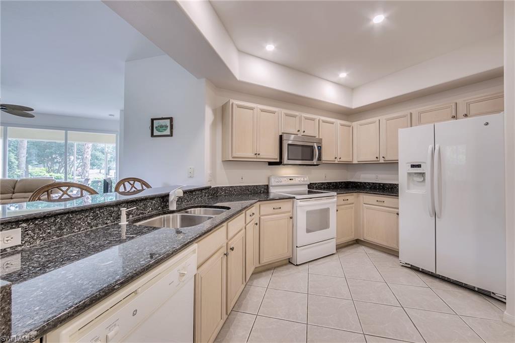 STREAMSIDE - Residential