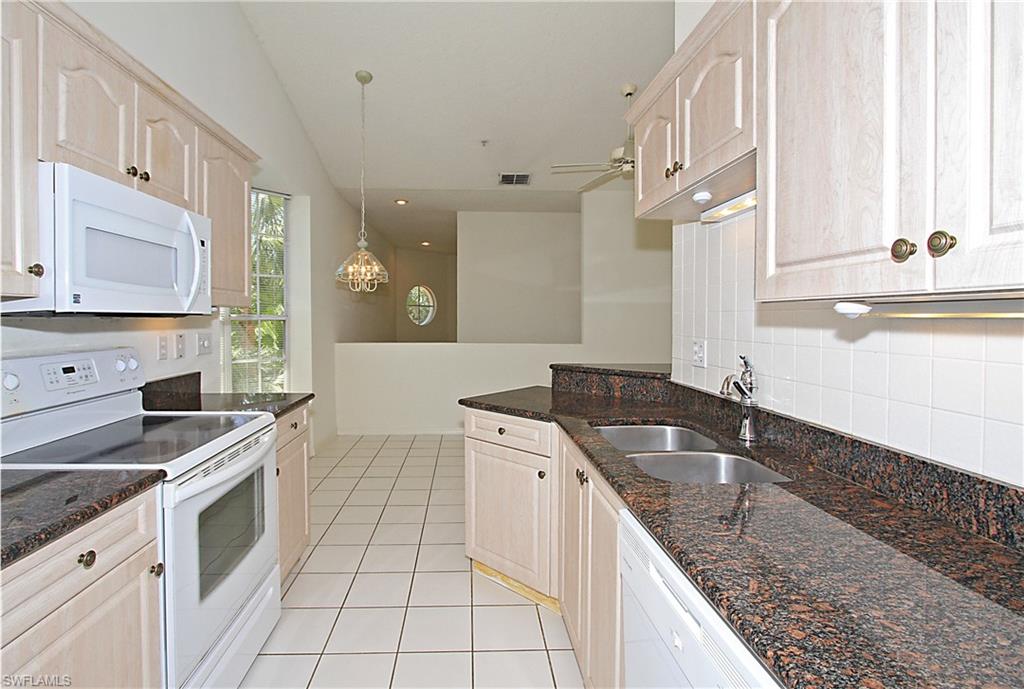 SILVER OAKS - Residential