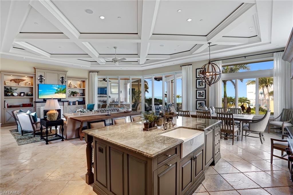 BAREFOOT BEACH - Residential