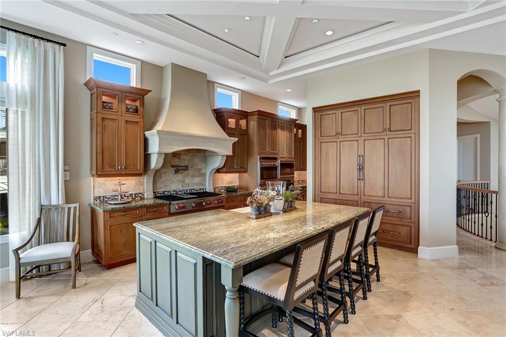 BAREFOOT BEACH - Residential