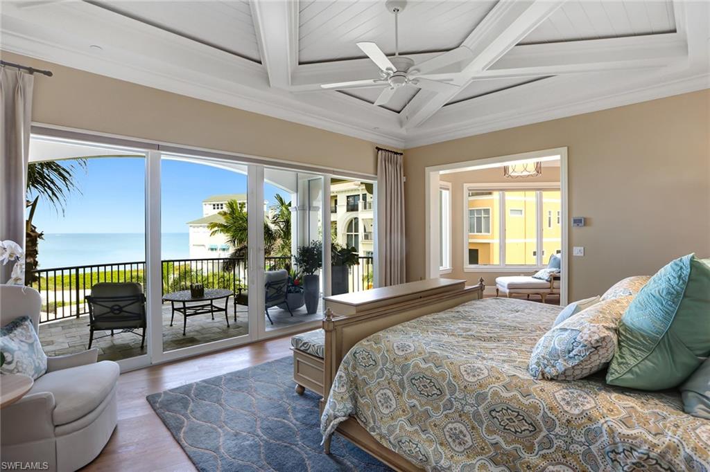 BAREFOOT BEACH - Residential