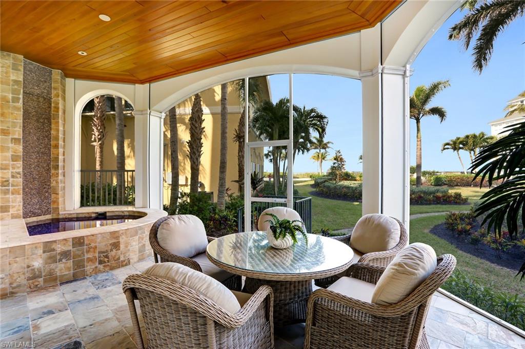 BAREFOOT BEACH - Residential