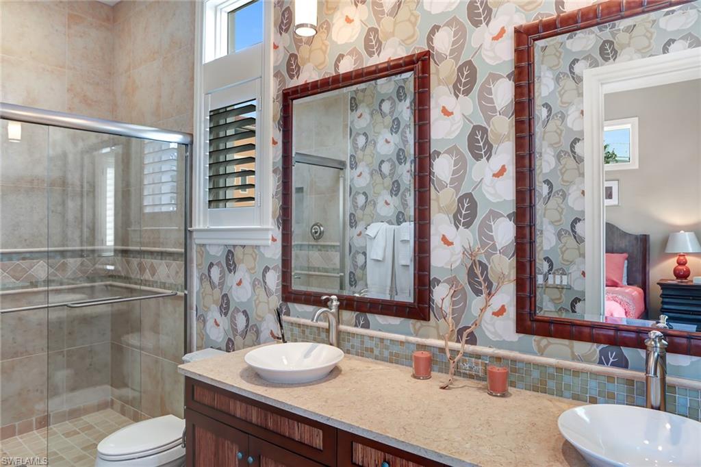 BAREFOOT BEACH - Residential