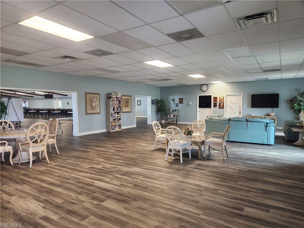 HORIZON VILLAGE - Residential