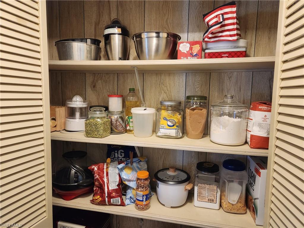 HORIZON VILLAGE - Residential