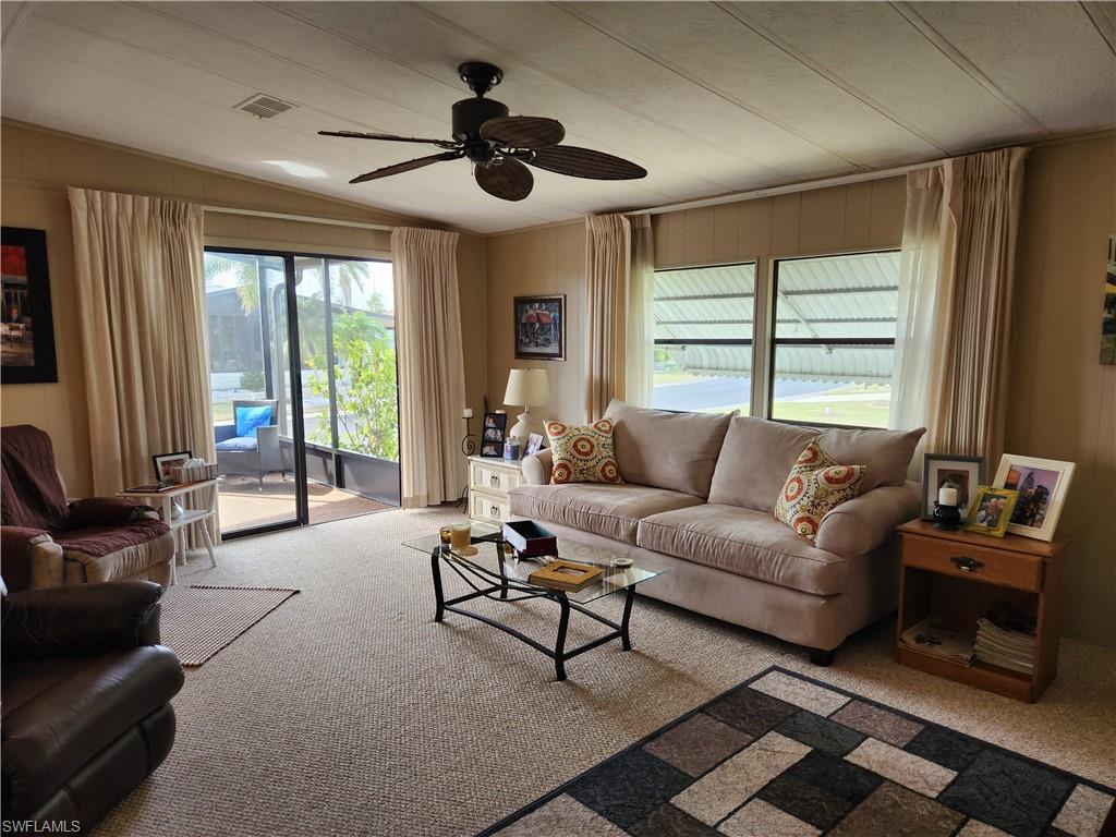 HORIZON VILLAGE - Residential