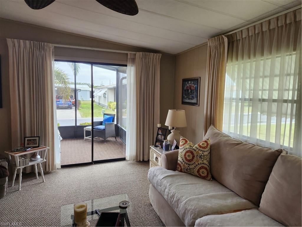 HORIZON VILLAGE - Residential