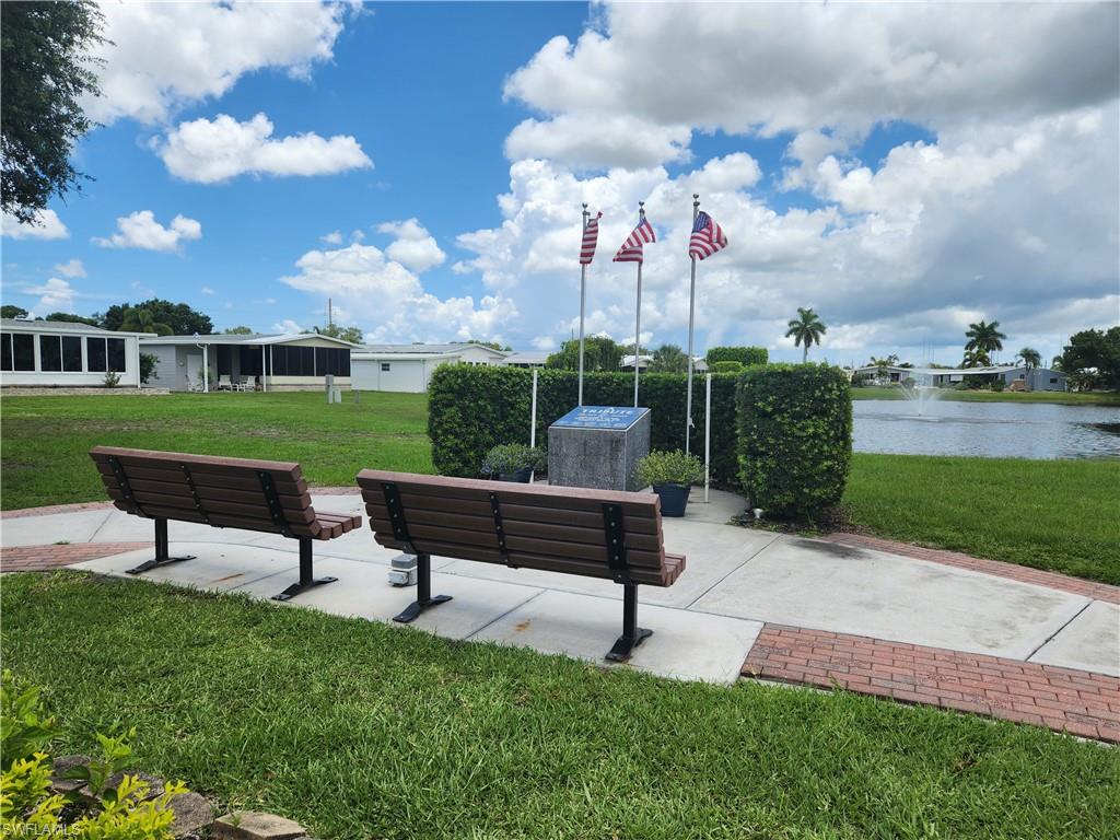 HORIZON VILLAGE - Residential