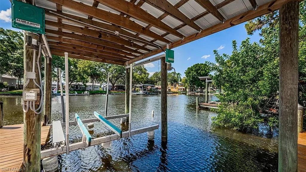 1154 Lagoon RD