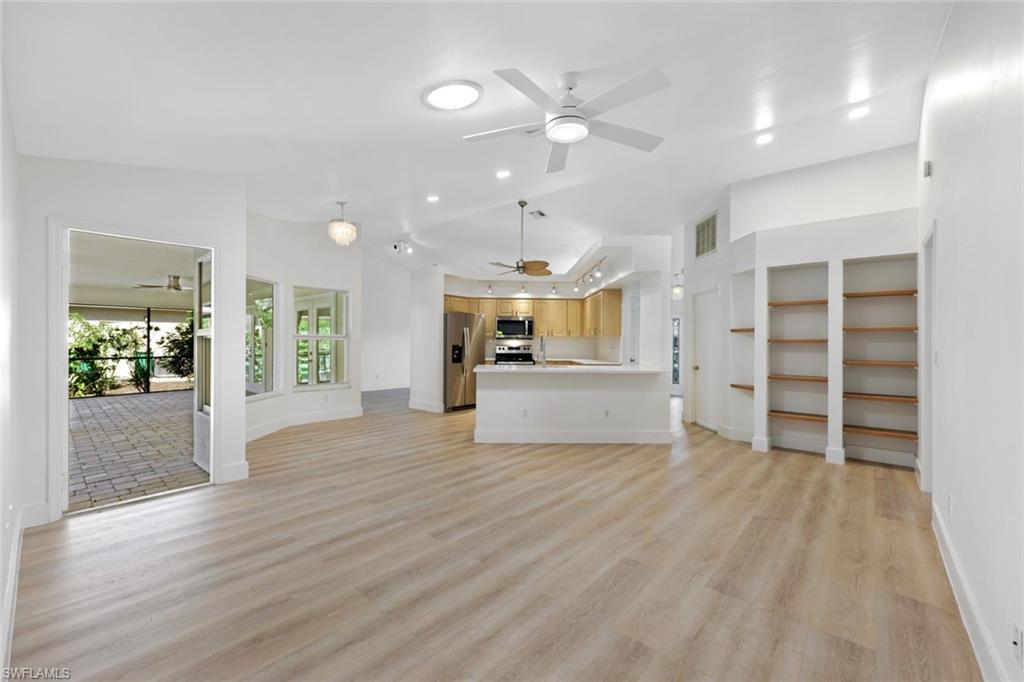 TURNBURY - Residential