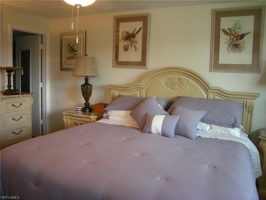 GOLF VIEW MANOR CONDO - Residential