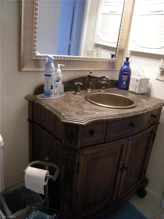 GOLF VIEW MANOR CONDO - Residential