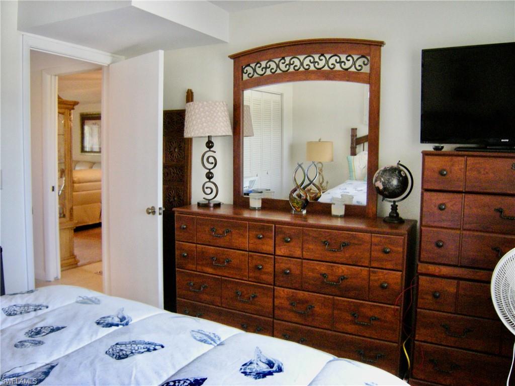 GOLF VIEW MANOR CONDO - Residential